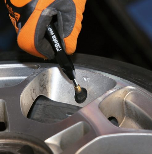 Beta 986PT Előkalibrált csavarhúzó 0,4 Nm gumiabroncs szelepekhez automatikus szelep megtartás