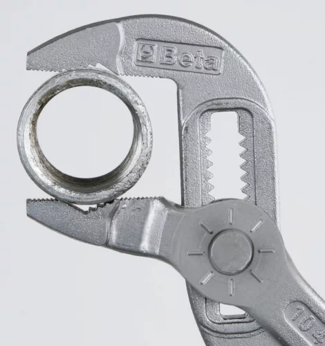 Beta 1047 180 Vízpumpafogó, stifttel állítható, dupla csúszásálló PVC-bevonattal