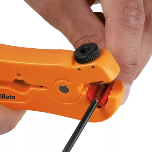 Beta 1144T Kábelcsupaszoló, kábelvágóval, zsebben elférő