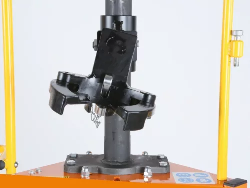 Beta 1550U Pneumatikus lengéscsillapító kiszerelő eszköz gépjárművekhez, SUV modellekhez és haszonjárművekhez