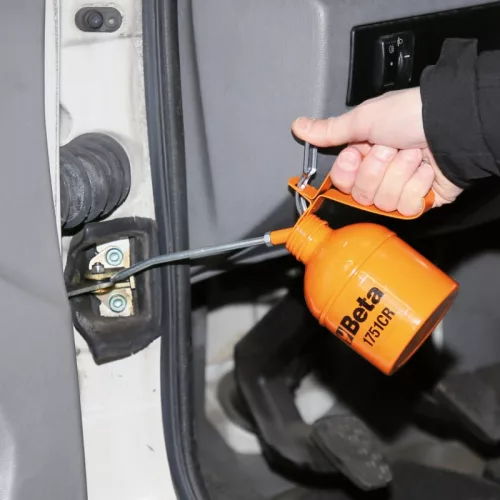 Beta 1751CR Olajozó fémkanna, merev csővel 500ml