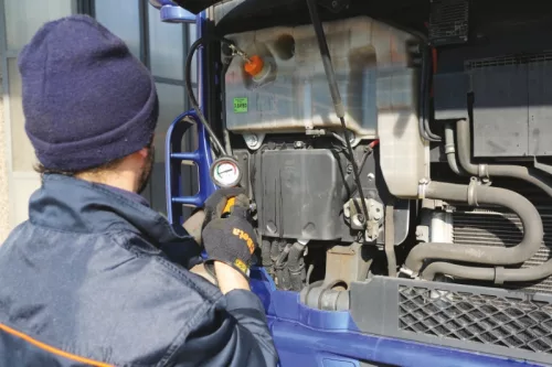 Beta 1759HD/TRUCK Teherautó hűtőrendszer ellenőrző és tömítő készülék