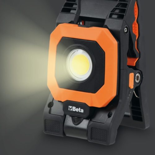 Beta 1838CLAMP Tölthető, csíptetős lámpa, 4 fényerősség, állítható, USB-n tölthető