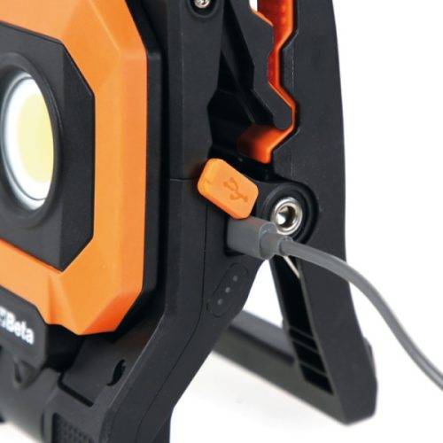 Beta 1838CLAMP Tölthető, csíptetős lámpa, 4 fényerősség, állítható, USB-n tölthető