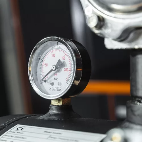 Beta 1950BZK Abroncsszerelő légágyú