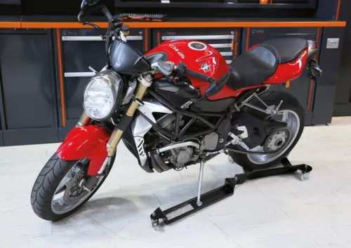 Beta 3054 Mobil állvány középső kitámasztós motorkerékpárhoz vagy hátsó keréken lévő oldaltámaszhoz