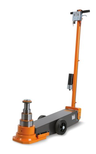 Beta Beta 3067/70 13T 70-43-23-13 t hidropneumatikus emelő