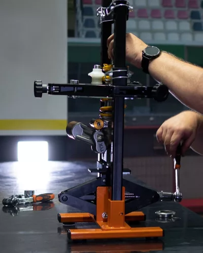 Beta 3072N Motorkerékpár hátsó lengéscsillapító szerelőpad, kézi szereléshez