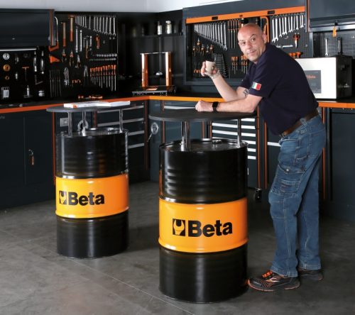 Beta 9565T Lemezacél hordóasztal lakkozott rétegelt nyírfa asztallappal