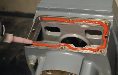 Beta 9841R Piros ecetsavas szilikon tömítő, magas hőmérséklettel szembeni ellenállás, kényelmes, túlnyomásos adagoló (túlnyomásos) 200ml