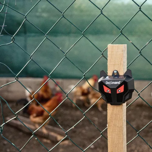 Doxmand Pirosmacska – Napelemes állatriasztó [2db]