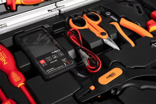 Neo Tools Szerszámkészlet villanyszerelőknek, 25 részes, kofferben