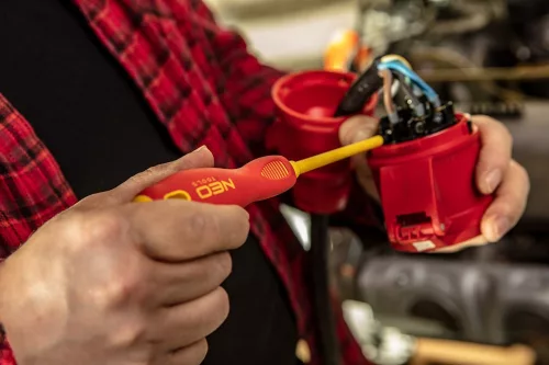 Neo Tools csavarhúzó ph0x60mm szigetelt 1000v