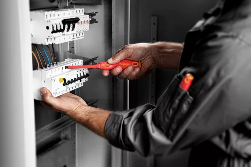 Neo Tools Csavarhúzó szigetelt, 1000V, PH3 x 150mm