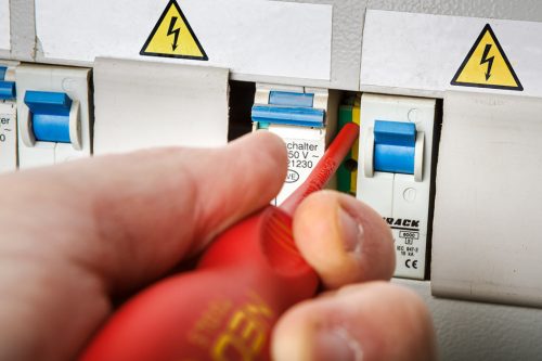 Neo Tools Csavarhúzó készlet 1000V, szigetelt, 4db, vékonyított szárral