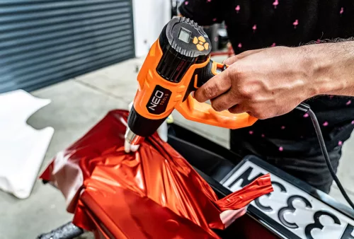 Neo Tools Hőlégfúvó 2000W, hőfokszabályzós I: 50ºC, II: 70-600ºC