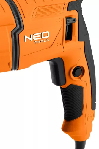 Neo Tools Fúrókalapács vésőfunkcióval 900W / 3.5J, SDS Plus, tartozékokkal