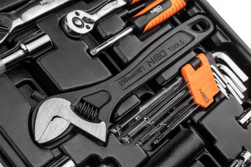 Neo Tools Szerszámkészlet 143db