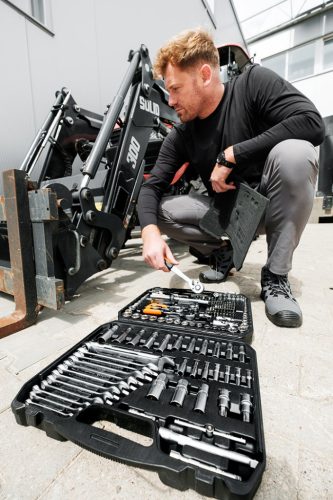 Neo Tools Dugókulcskészlet 1/2", 3/8", 1/4", 220db