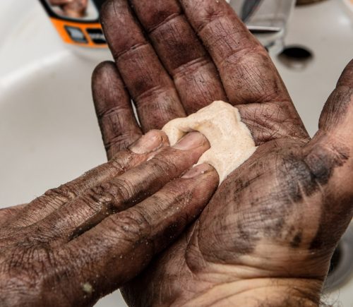 Neo Tools Kéztisztító paszta EXTRA erős 500g, ragasztó, gyanta, szilikon, lakk, festék, poliuretán hab, polimer