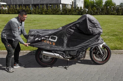 Neo Tools Motortakaró ponyva, 246 x 104 x 127cm, (150 ° C), kültéri