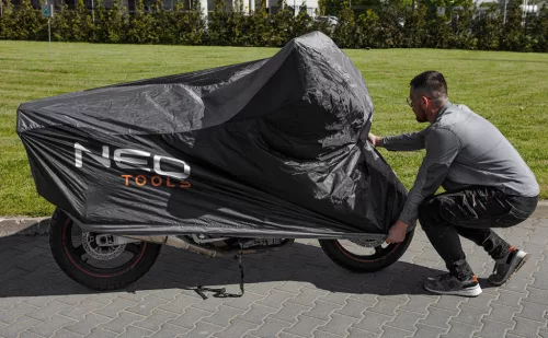 Neo Tools Motortakaró ponyva, 246 x 104 x 127cm, (150 ° C), kültéri