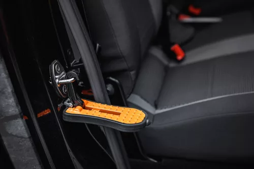 Neo Tools Univerzális autólépcső, 3 az 1-ben szerszám lépcső tetőcsomagtartóhoz, üvegtörő, telefontartó