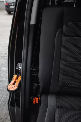 Neo Tools Univerzális autólépcső, 3 az 1-ben szerszám lépcső tetőcsomagtartóhoz, üvegtörő, telefontartó