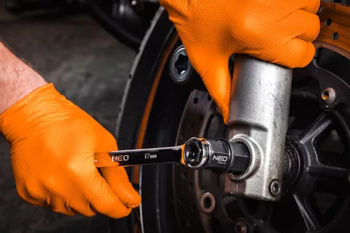 Neo Tools Motorkerékpárszerelő készlet - 25db - puha tok