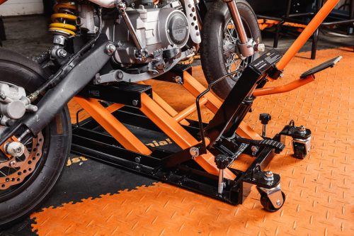 Neo Tools Mobil hidraulikus emelő quadokhoz és motorkerékpárokhoz. Teherbírás 680kg