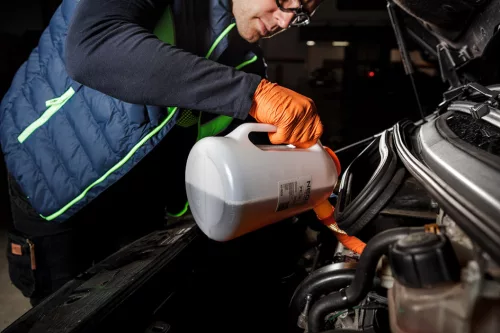 Neo Tools Olaj és hűtőfolyadék beöntő kanna, Flexi csővel, 3l