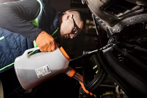 Neo Tools Műanyag folyadékbetöltő kanna, flexibilis szárral, 5L