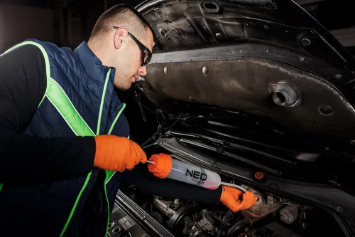 Neo Tools Műanyag folyadékbetöltő fecskendő, 200ml