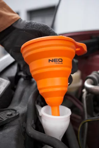 Neo Tools Tölcsér, rugalmas szilikon, vegyszerálló, 11x14cm, összecsukható