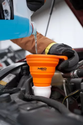 Neo Tools Tölcsér, rugalmas szilikon, vegyszerálló, 11x14cm, összecsukható