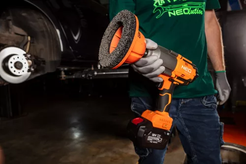 Neo Tools Cserélhető csiszolótárcsa 11-136 kerékagy tisztítóhoz, 150mm, tépőzáras