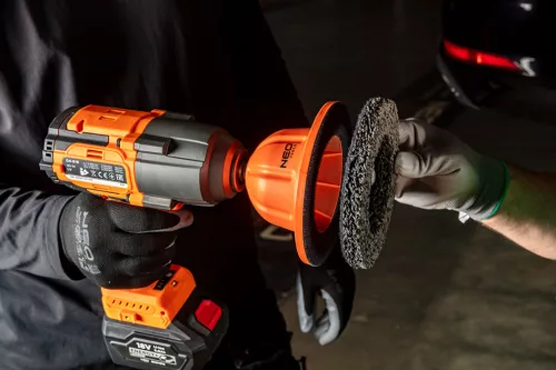 Neo Tools Cserélhető csiszolótárcsa 11-136 kerékagy tisztítóhoz, 150mm, tépőzáras