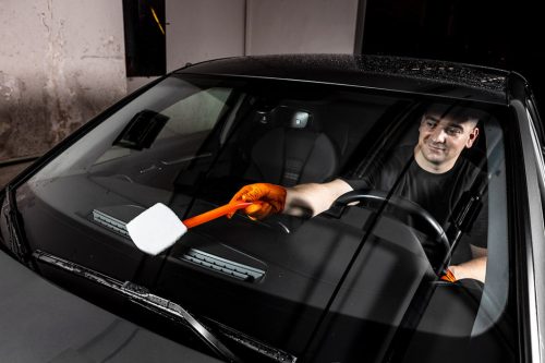 Neo Tools Nyeles ablaktisztító mikroszálas fejjel, 40cm