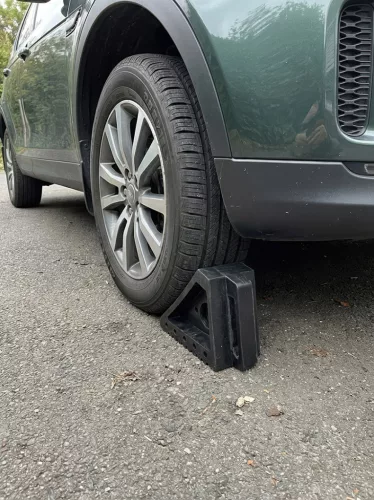 Neo Tools Autókerék ék, kitámasztó, fogantyúval, 20x15x10cm, gumi