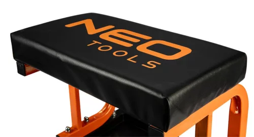 Neo Tools Szerelőszék, szerszámos polccal
