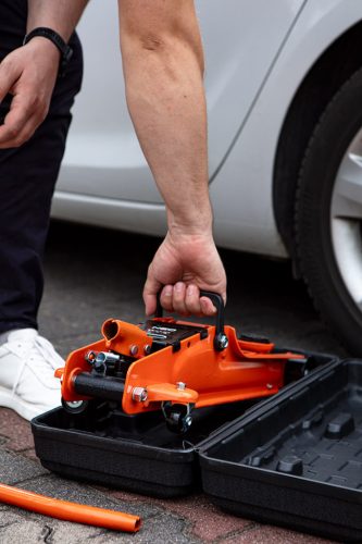 Neo Tools Alacsony profilú hidraulikus krokodilemelő, 2,5T, 85-385 mm