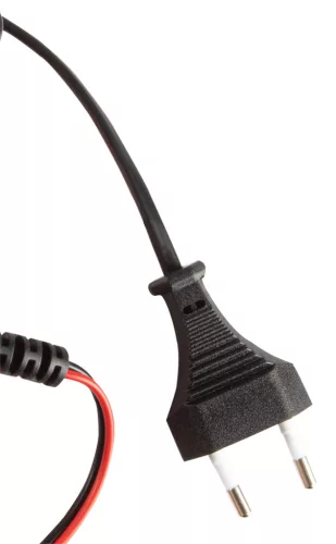 Neo Tools Autómata akkutöltő 2A / 35W, 4-60Ah, savas/AGM/zselés akkumulátorokhoz