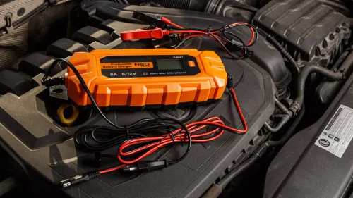 Neo Tools Automatikus akkumulátortöltő 6A/100W, 3-150Ah, savas / AGM / GEL akkumulátorokhoz