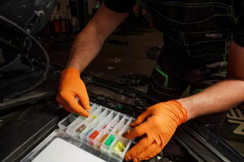 Neo Tools Gépkocsi biztositék készlet, 88db