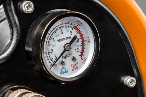 Neo Tools Kompresszor, 40L, álló, 2 csatlakozó, 2 nyomásmérő, olajkenésű