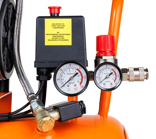 Neo Tools Kompresszor, 24L, 8 bar, 125l/perc, extra csendes, kefementes motorral, olajmentes, 80db