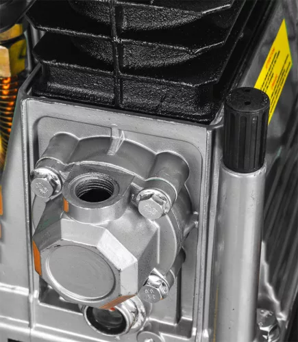 Neo Tools Kompresszor 100L, olajkenésű, 280L/perc, 10 bar