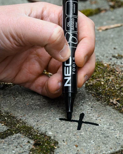 Neo Tools Jelölőfilc, vízálló olajalapú festékkel, fekete, vastag hegyű