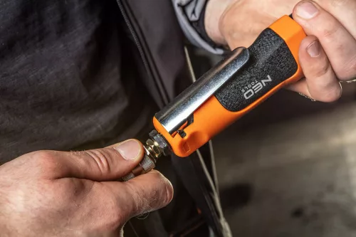 Neo Tools Pneumatikus egyenes csiszoló 1/4" 1/8", 6mm/3mm, 25 000 rpm