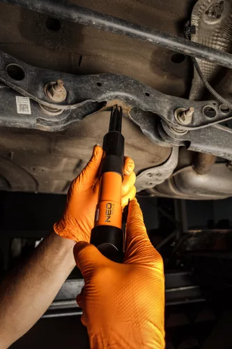 Neo Tools Pneumatikus tűs leverőgép rozsdához és hegesztési varratokhoz, 12x3mm